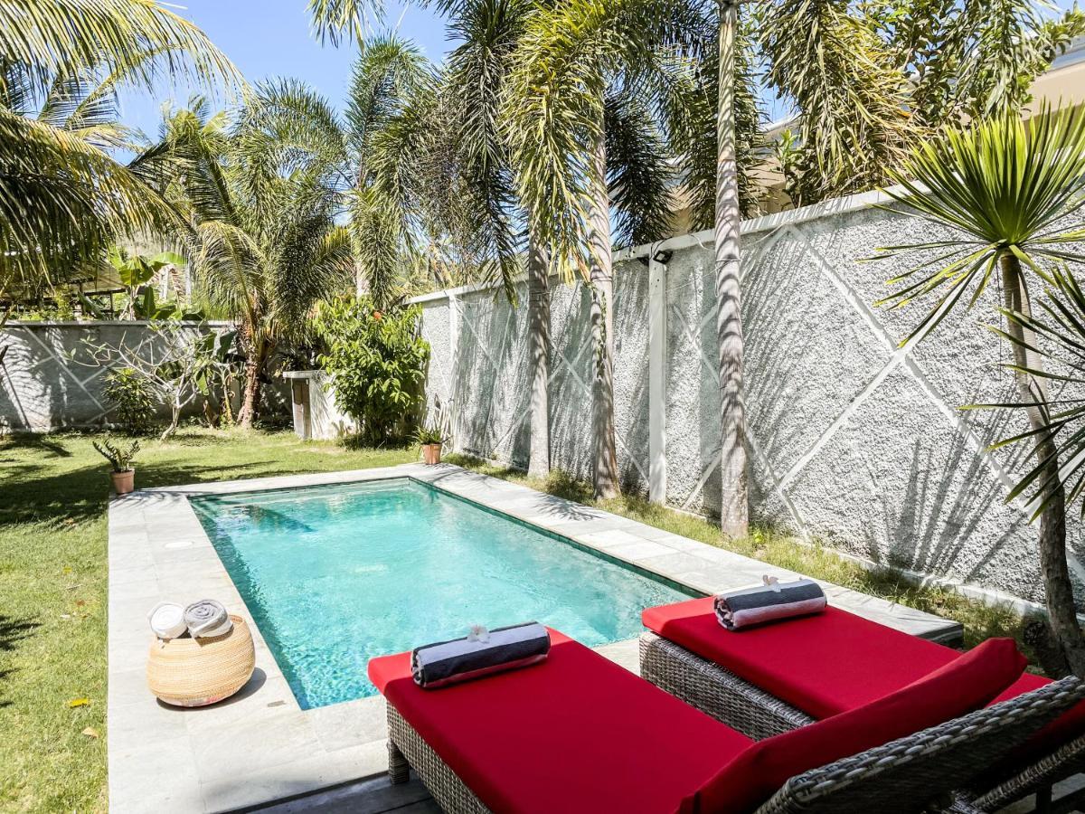 Villa Kotak Surfers Escape Reopening Rates Apply Now Selong Belanak Exterior photo