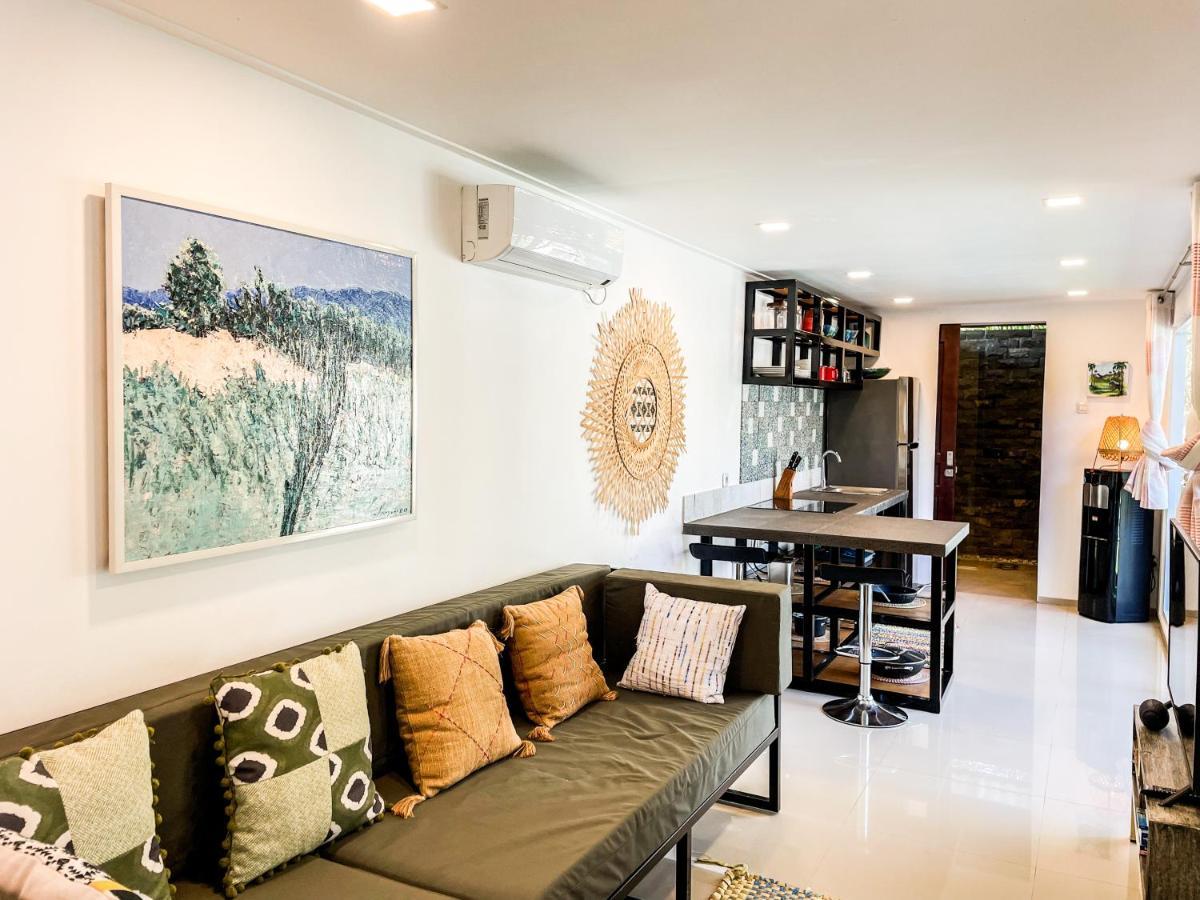 Villa Kotak Surfers Escape Reopening Rates Apply Now Selong Belanak Exterior photo